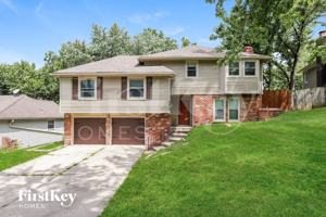 featured image of 5813 Northwest Aspen Drive