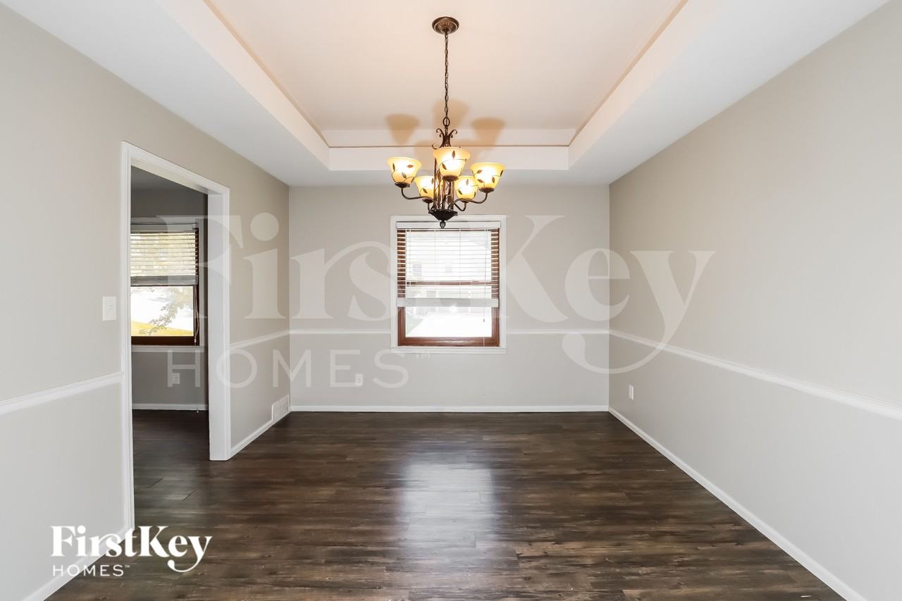 5813 Nw Aspen Ln - Photo 5 of 16