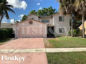 5784 Strawberry Lake Circle - Photo 1 of 1