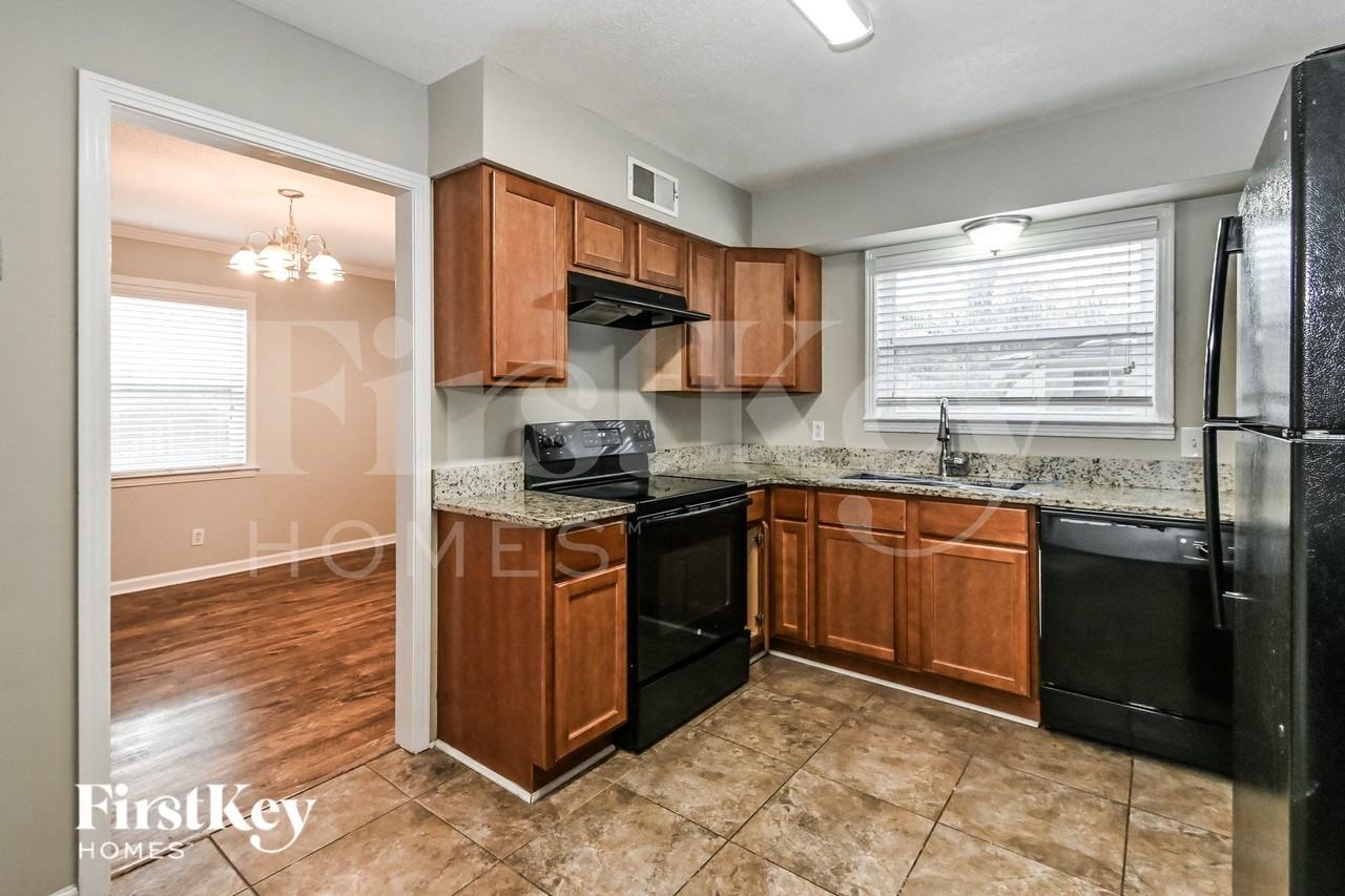 5457 Fincastle Cv - Photo 7 of 16