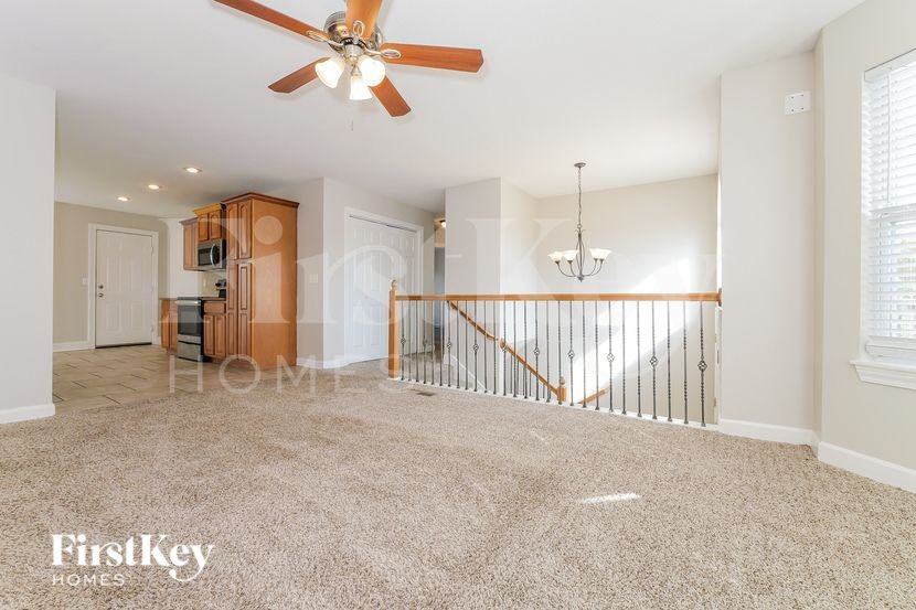 5422 Marion Drive - Photo 6 of 19