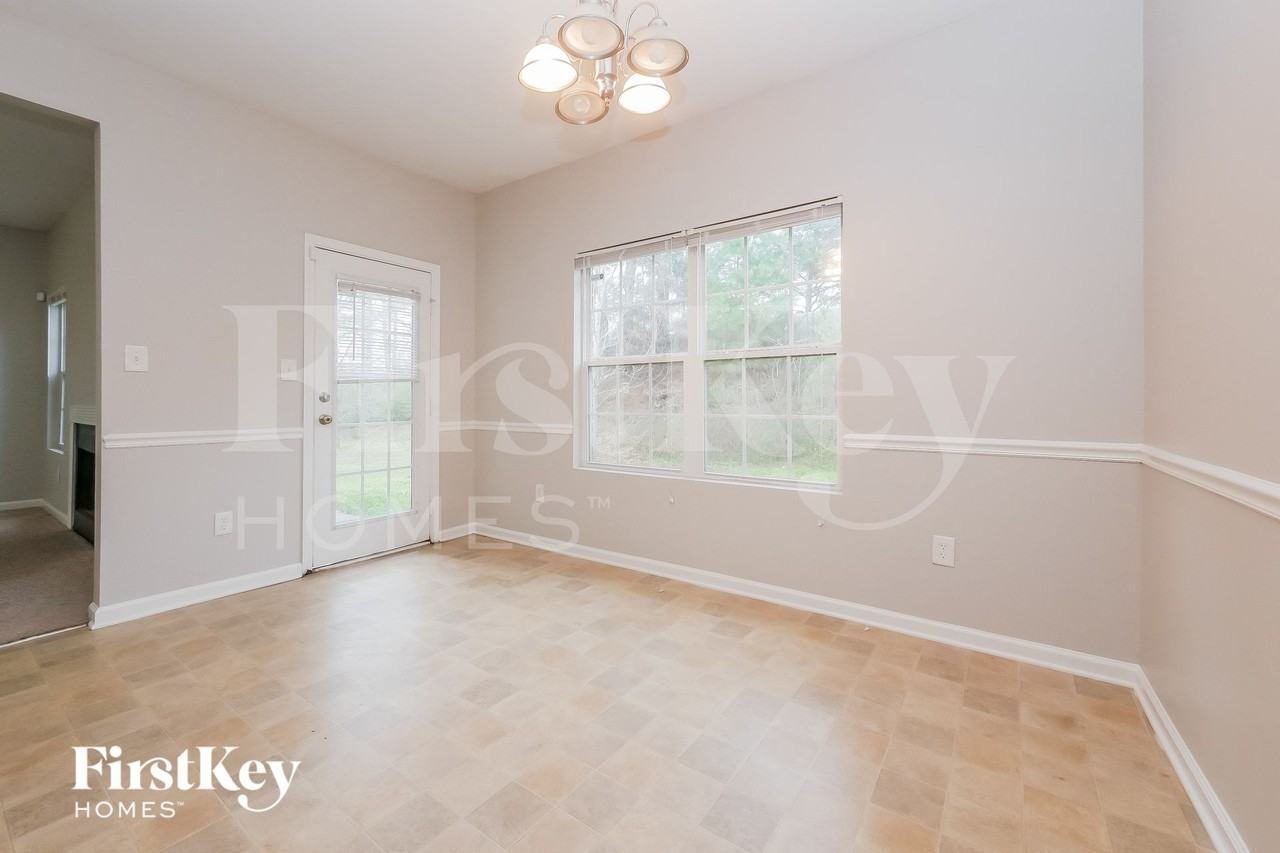 5052 Pioneer Pkwy - Photo 6 of 15