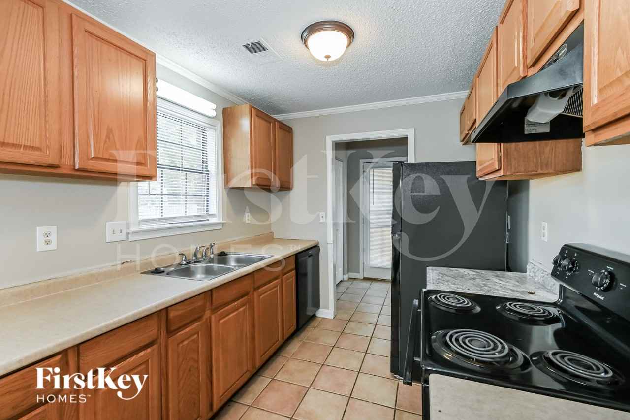 4845 Blue Wing St - Photo 7 of 16