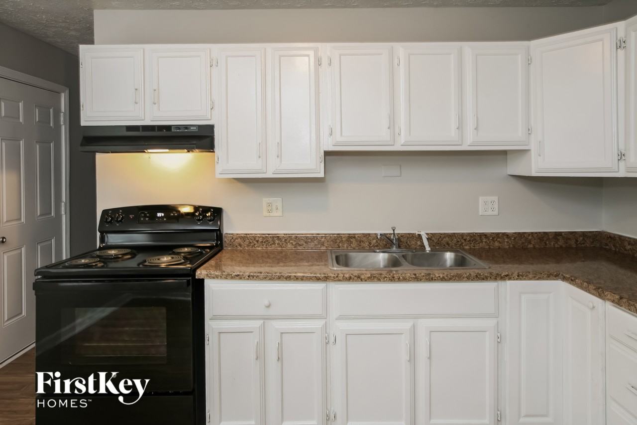 4509 Phoenix Dr - Photo 5 of 15