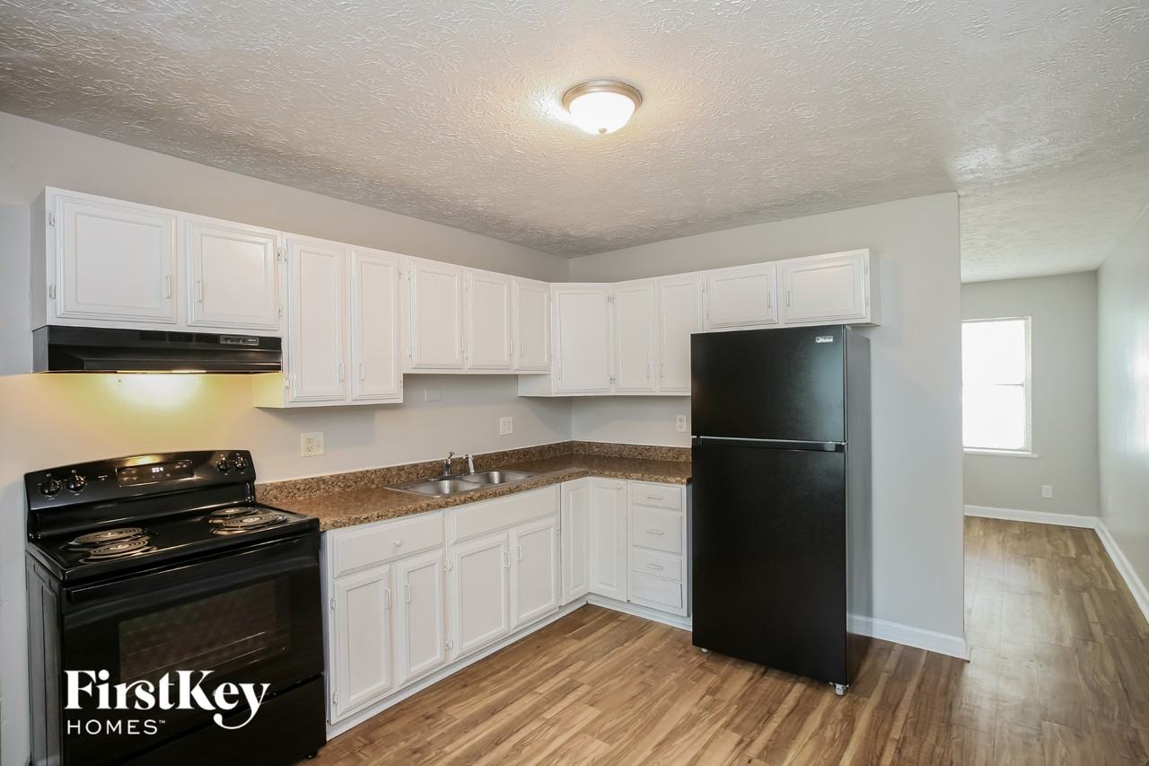 4509 Phoenix Dr - Photo 6 of 15