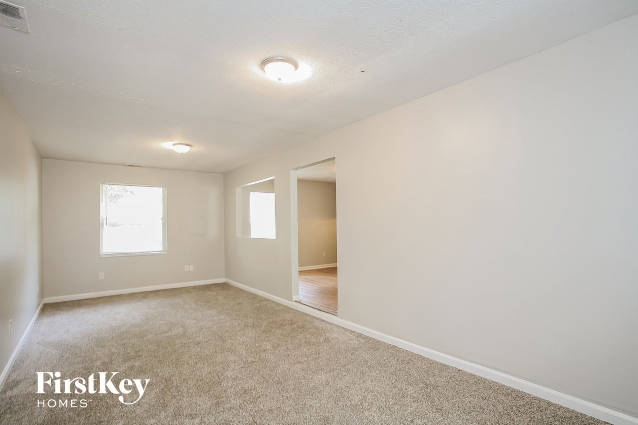 4509 Phoenix Dr - Photo 7 of 15