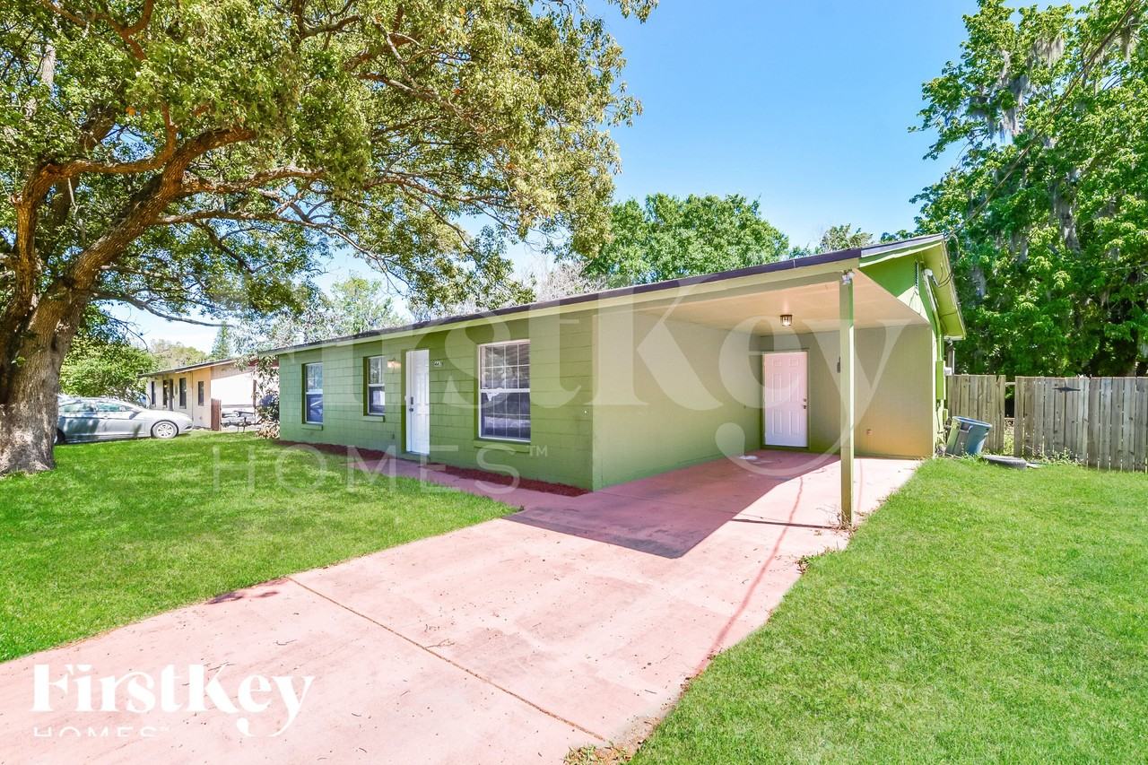 4439 Frances Ave - Photo 2 of 16