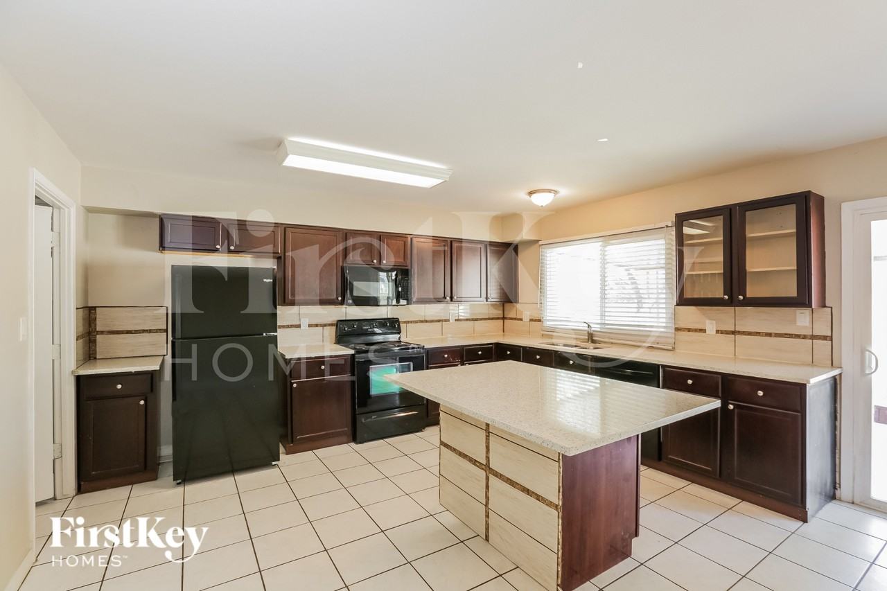 402 W Santa Cruz Dr - Photo 7 of 16