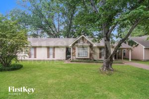 featured image of 3833 Lucerne Drive