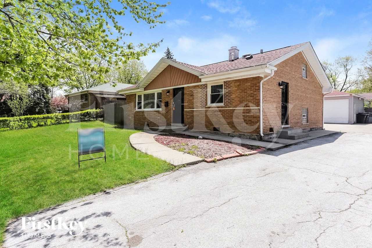 3815 Wplace - Photo 2 of 15