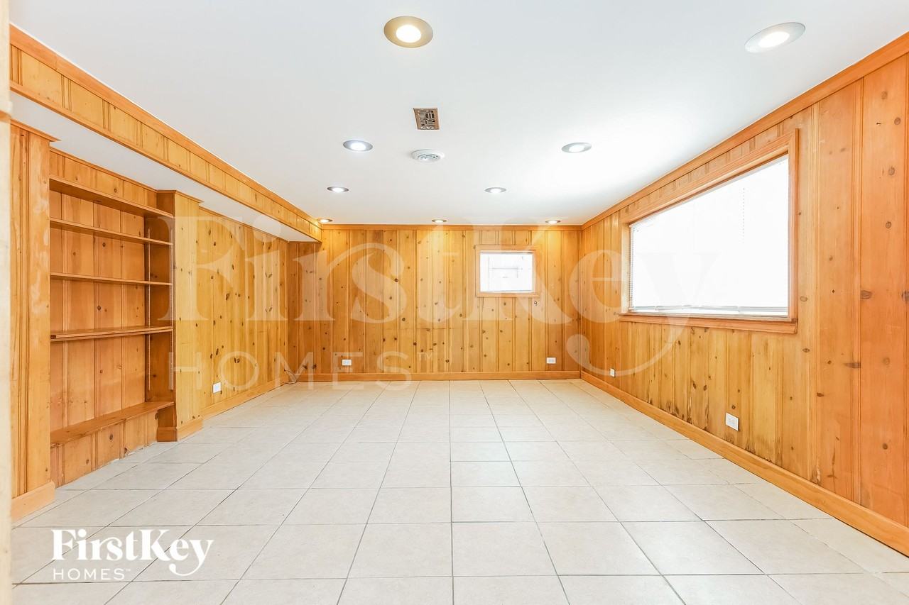 3815 Wplace - Photo 7 of 15