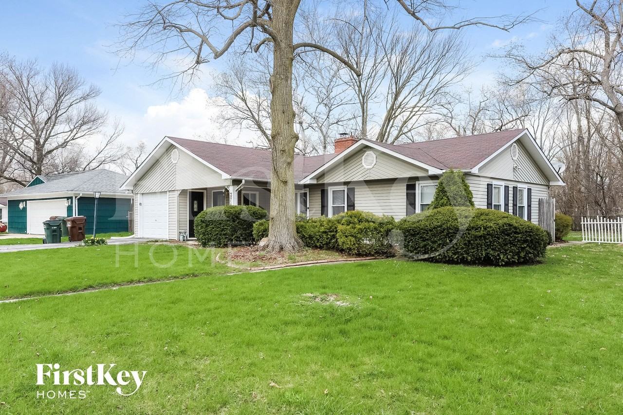 374 Oswego St - Photo 2 of 18