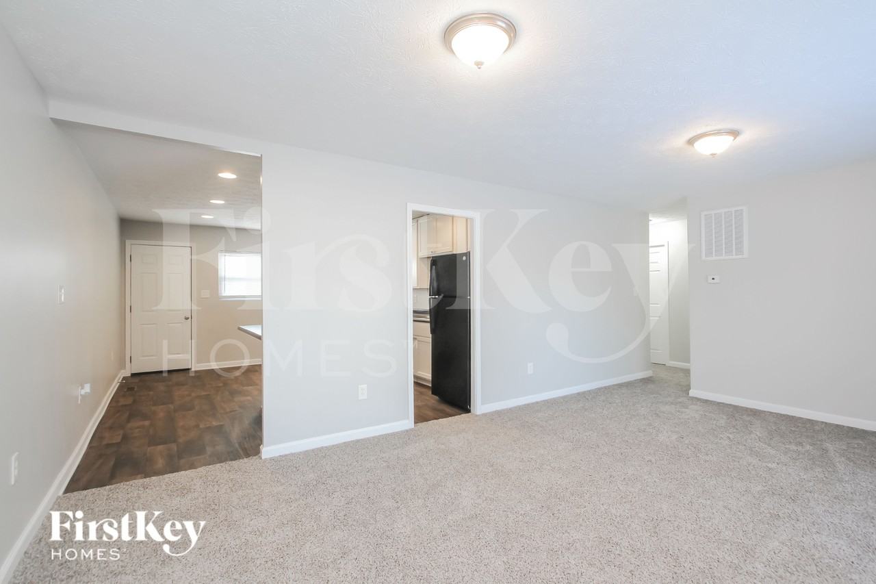 3446 Maura Ct - Photo 3 of 19