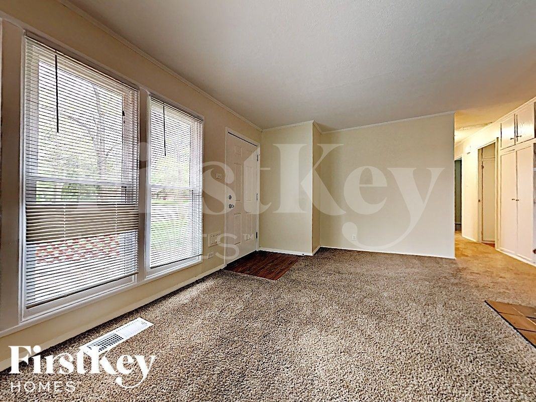 344 Nassau Street - Photo 3 of 13