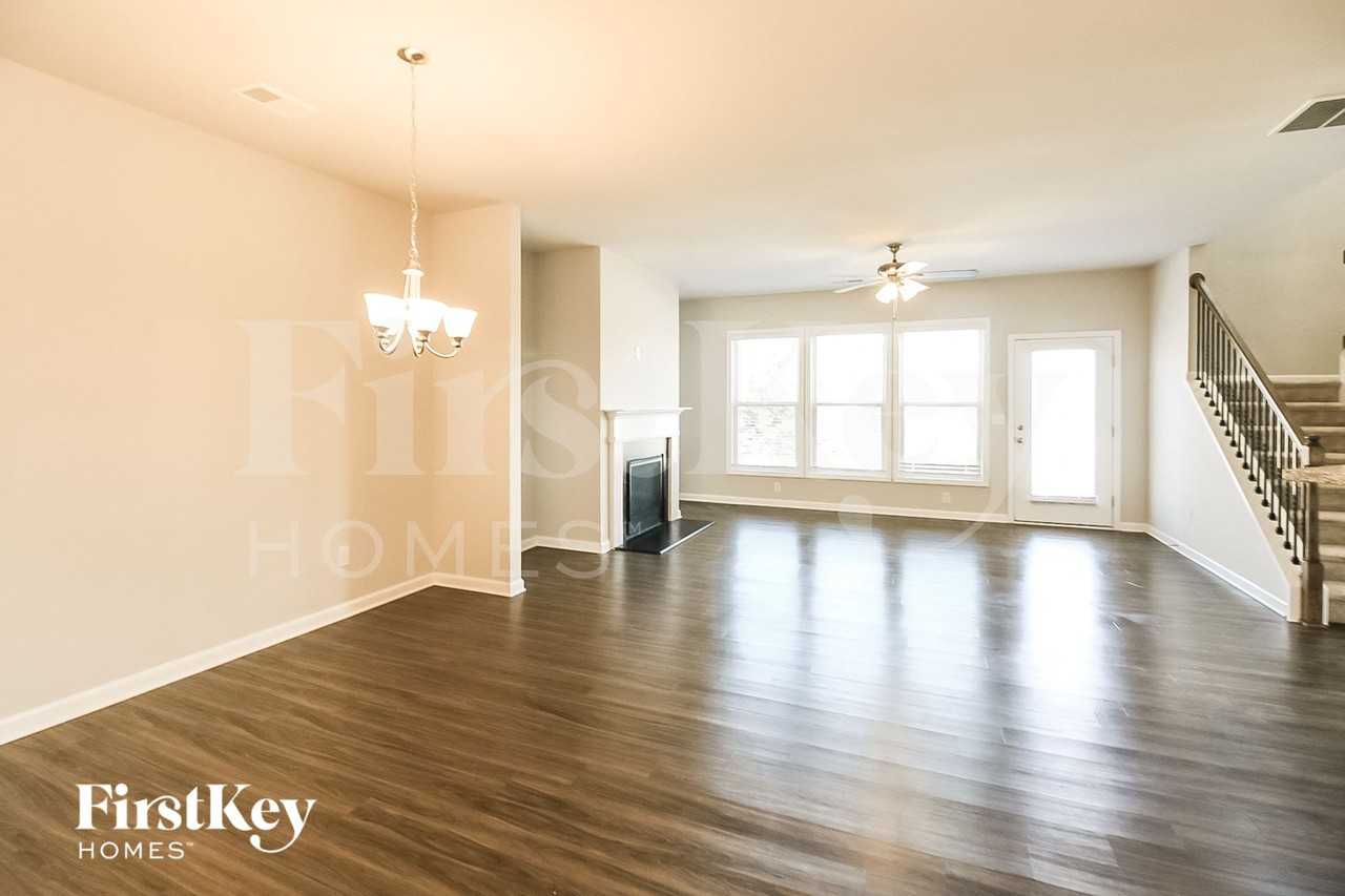 3412 Baylor Cir - Photo 6 of 15