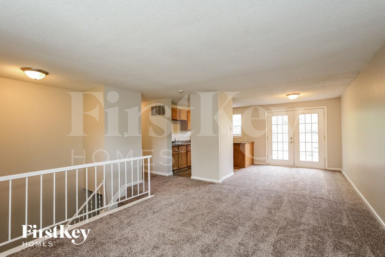 329 Coronado Rd - Photo 3 of 15