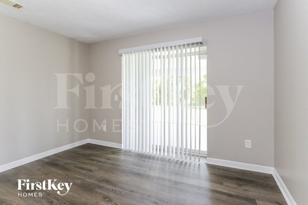 3265 Southwest Escarole Street - Photo 6 of 15