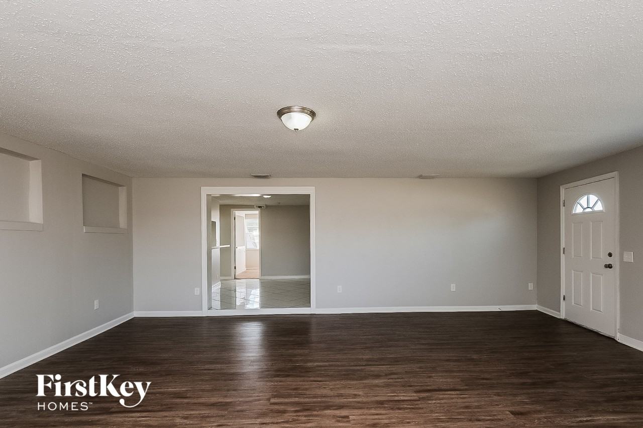 3243 Allandale Dr - Photo 3 of 15