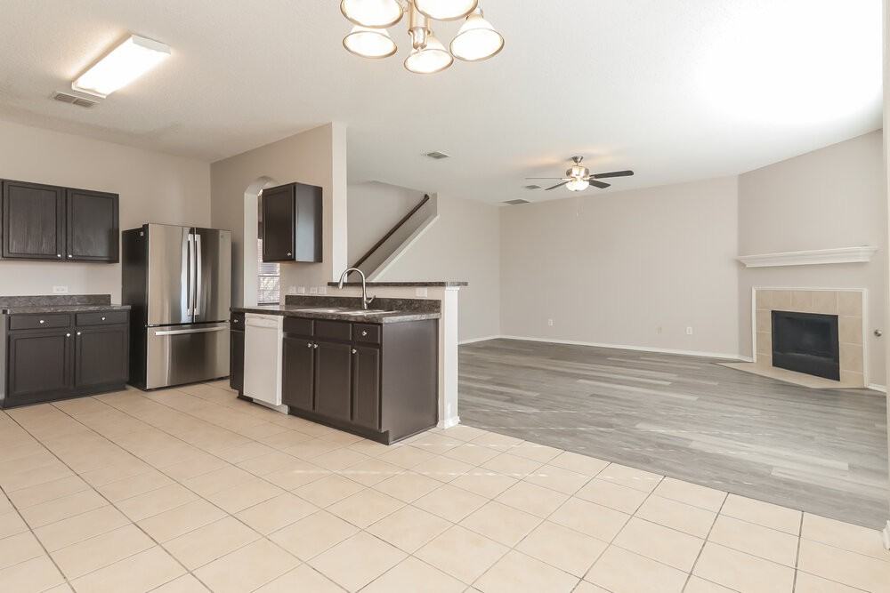 2104 Aster Trl - Photo 6 of 17