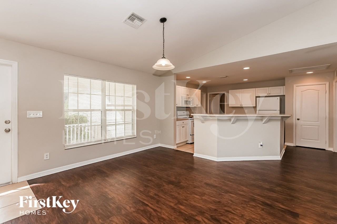 3204 61st St W - Photo 5 of 16