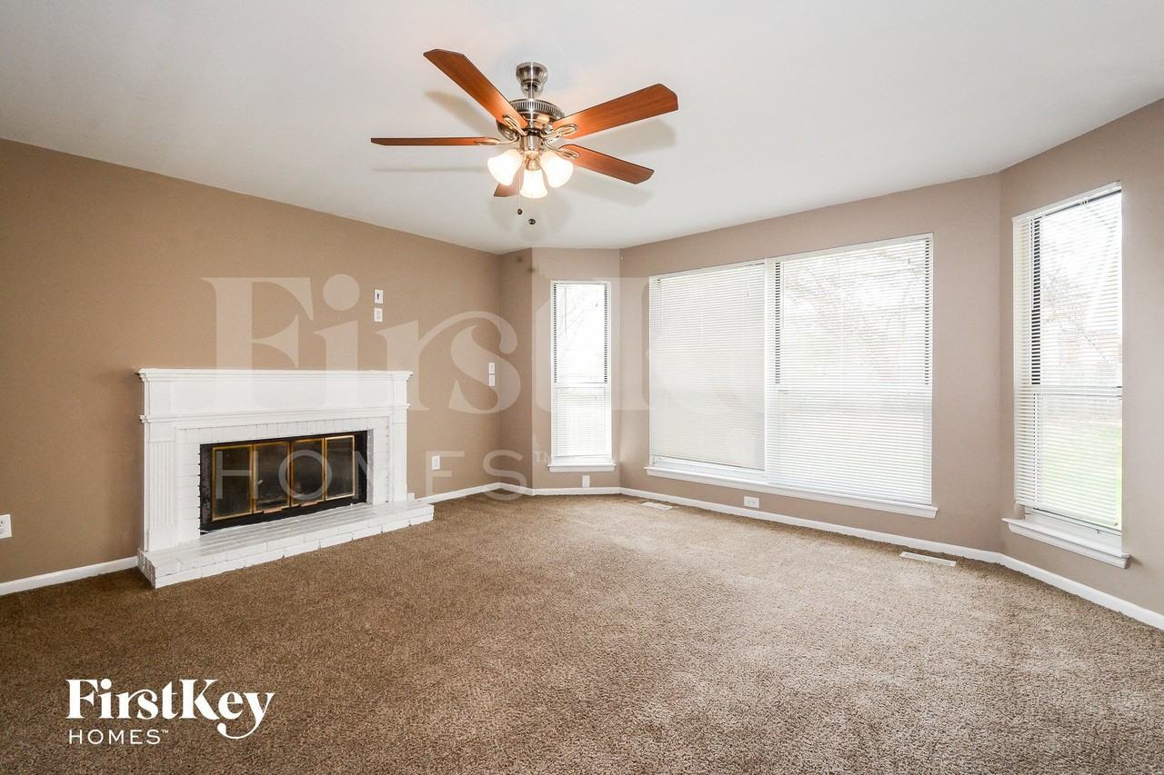 3081 Willow Creek Estates Dr - Photo 3 of 15