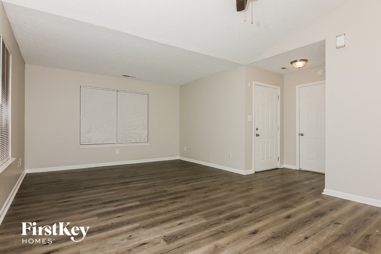 3053 Benny Lane - Photo 2 of 16