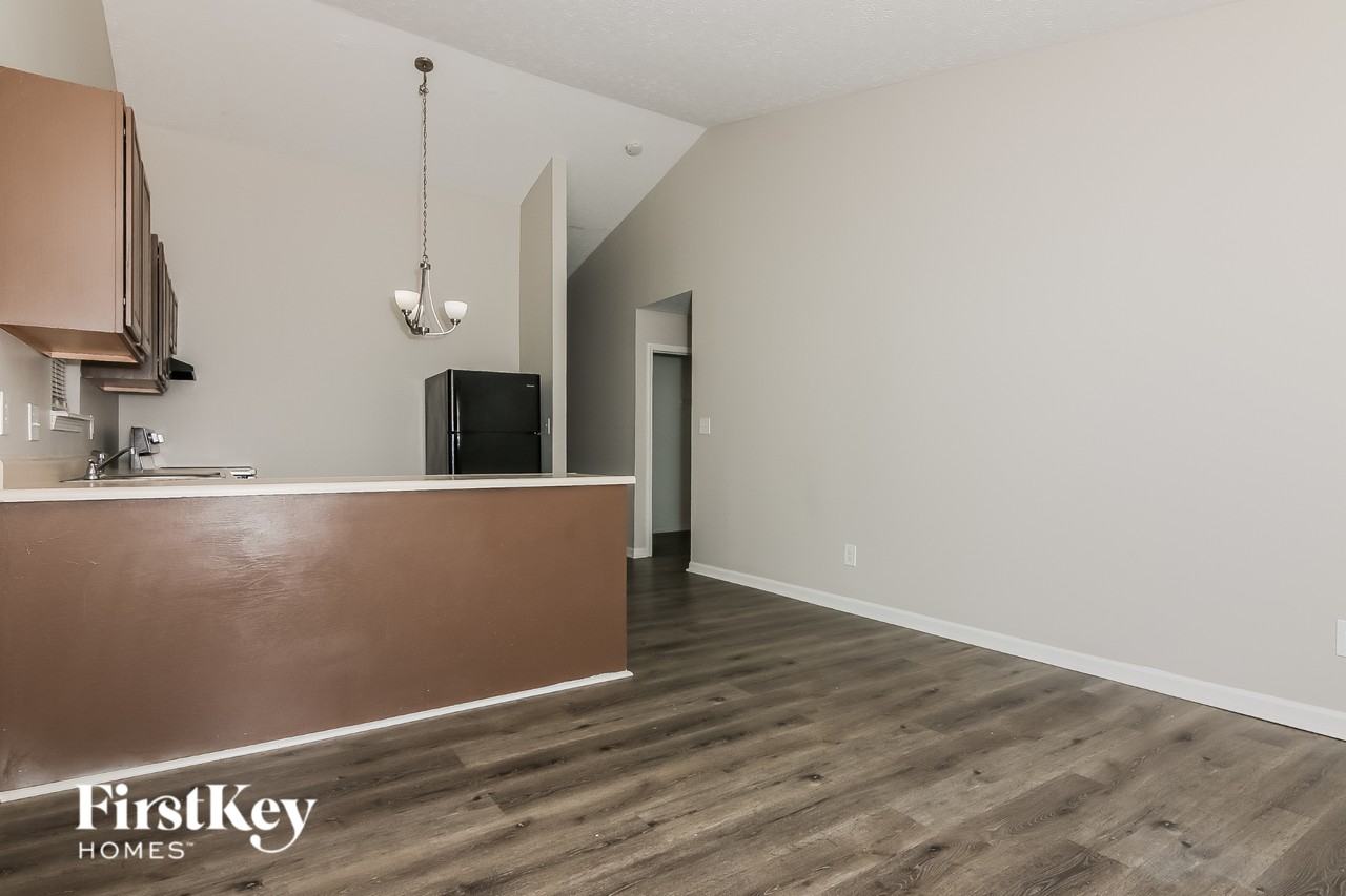 3053 Benny Lane - Photo 6 of 16