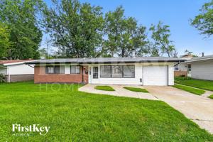 featured image of 3045 Kingsley Drive