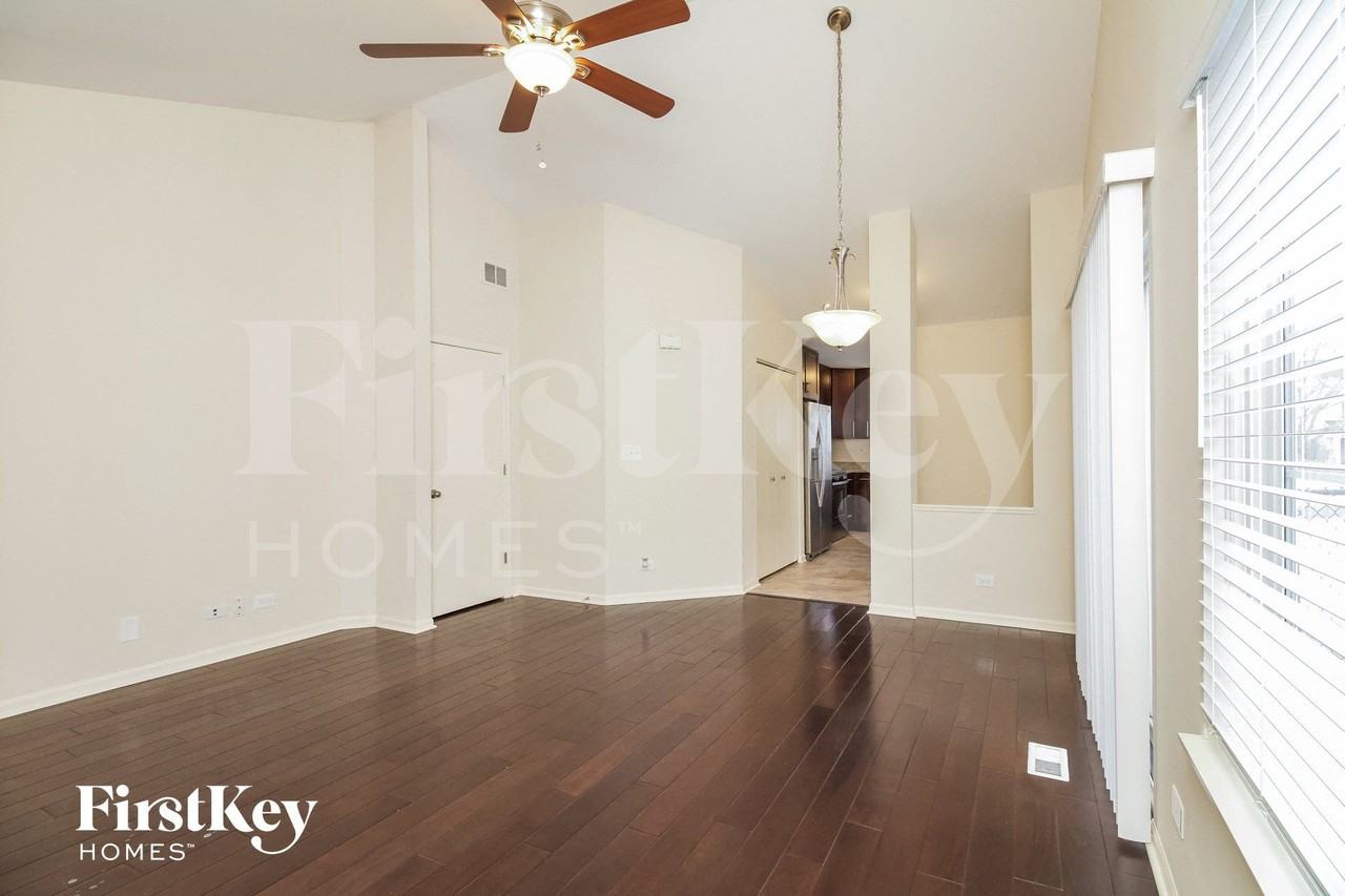 3023 Impressions Dr - Photo 7 of 15