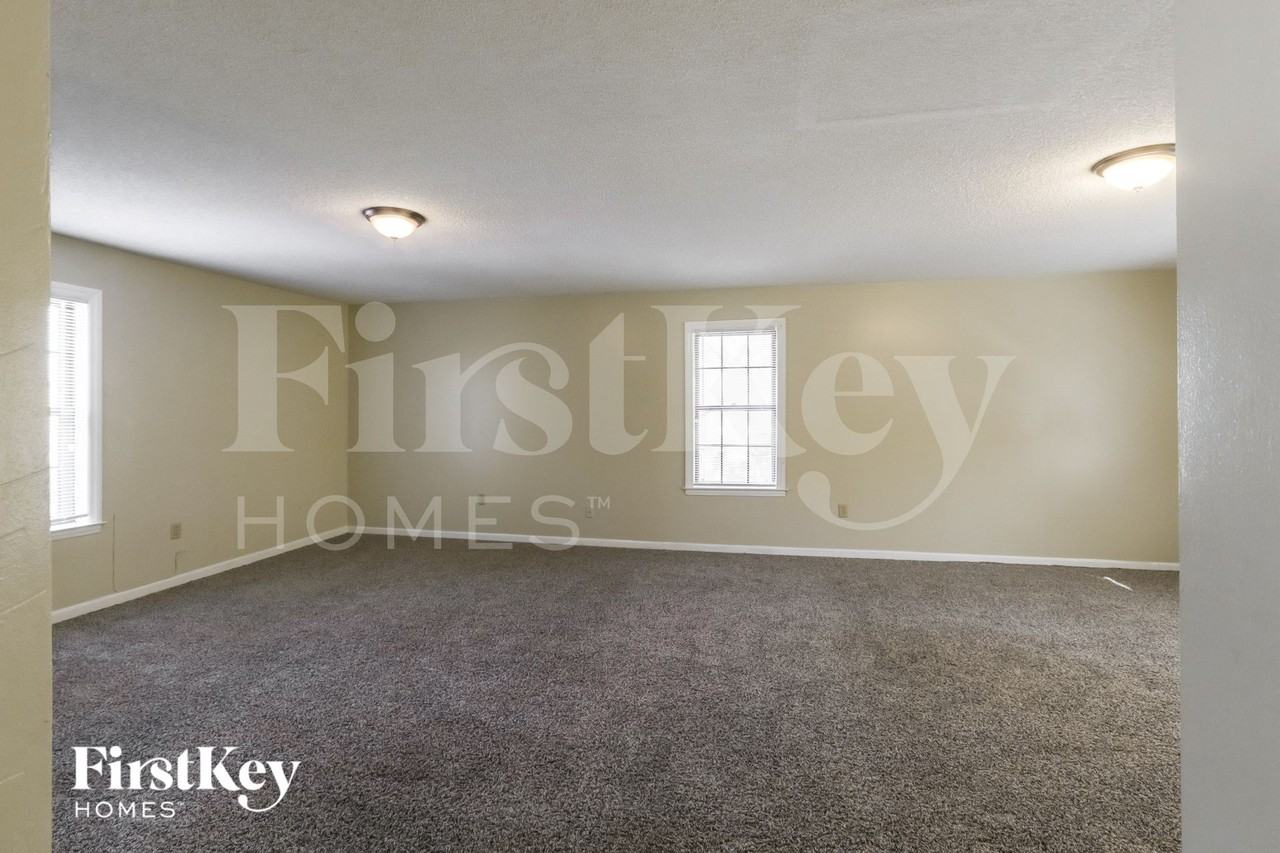 2984 Wood Thrush Dr - Photo 7 of 15