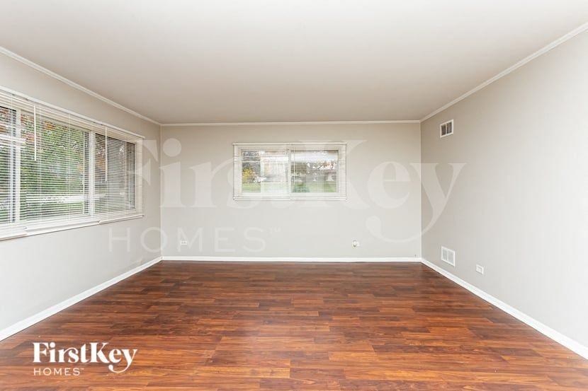 2904 Woodworth Pl - Photo 4 of 16