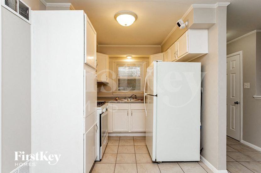 2904 Woodworth Pl - Photo 7 of 16