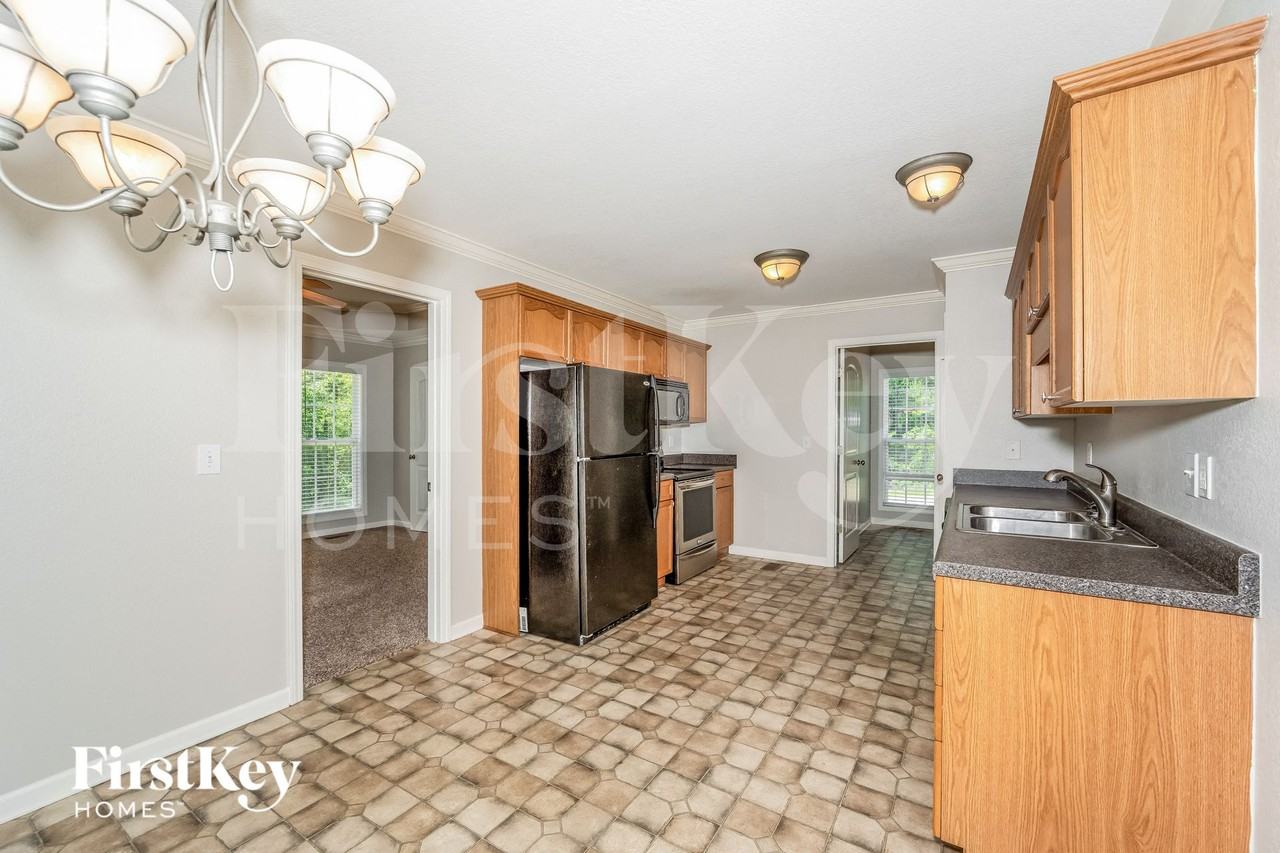 29 Parkwood Dr - Photo 6 of 15