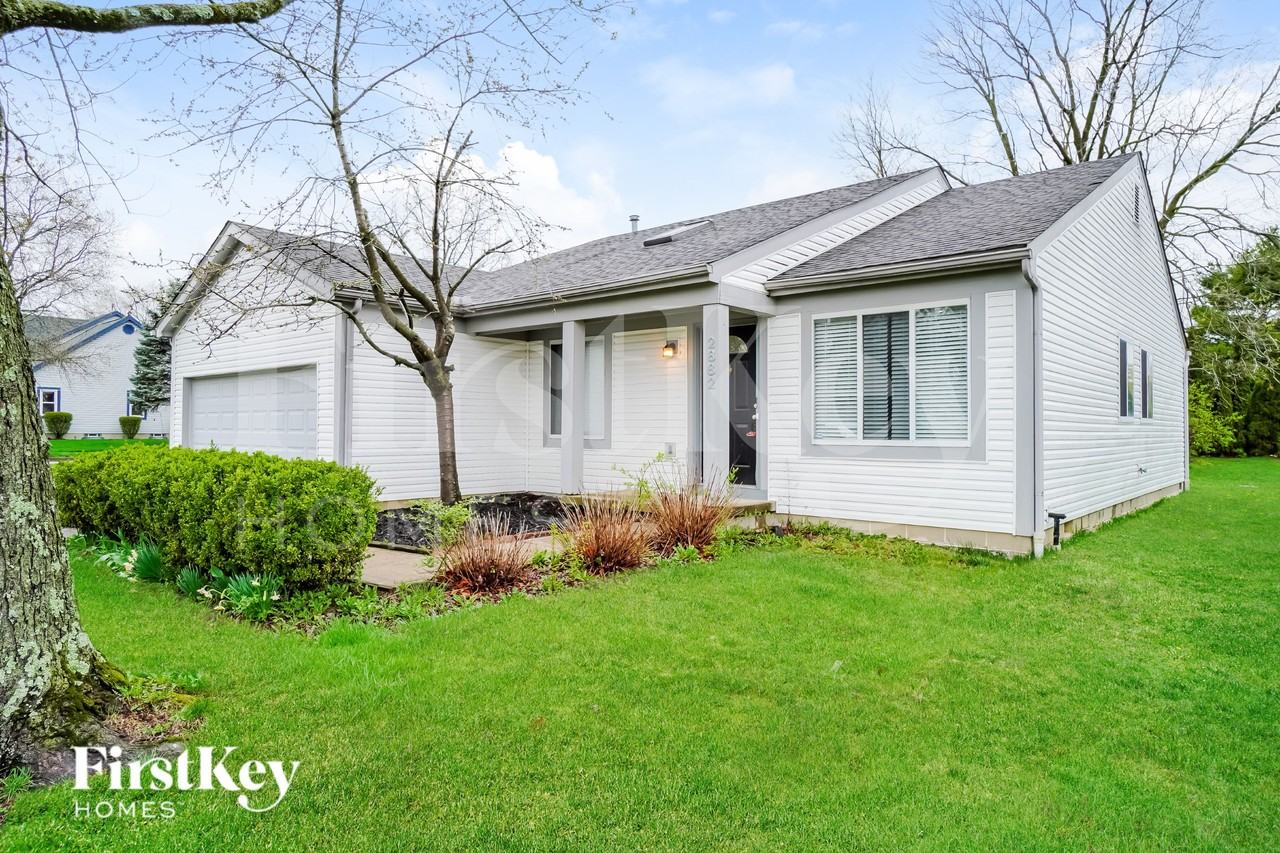 2882 Torrey Pines Drive - Photo 2 of 16