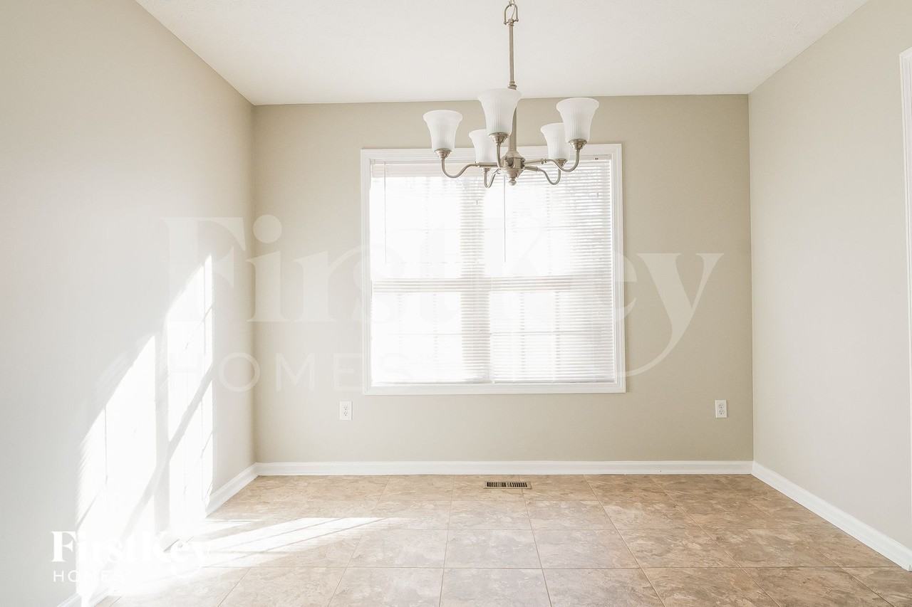 279 Pine Needle Trl - Photo 5 of 15