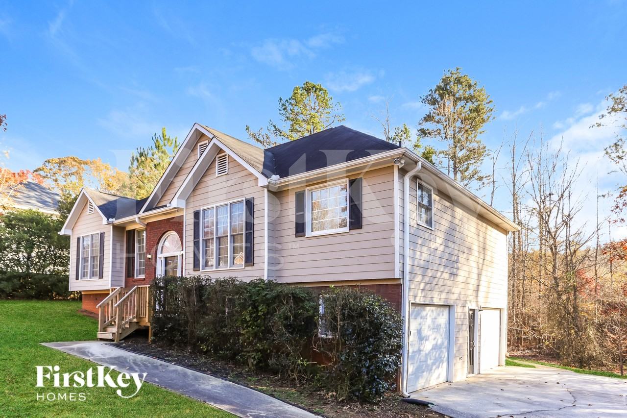 268 Yellowstone Dr - Photo 2 of 19