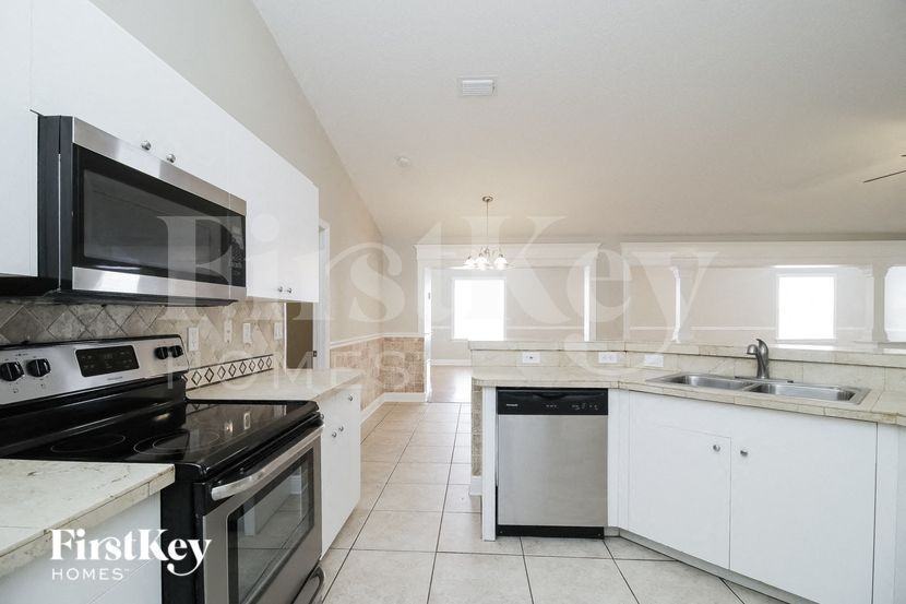 2606 Palmer Ave Se - Photo 6 of 15