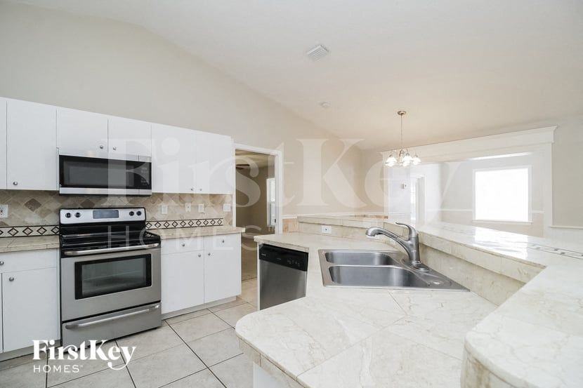 2606 Palmer Ave Se - Photo 7 of 15