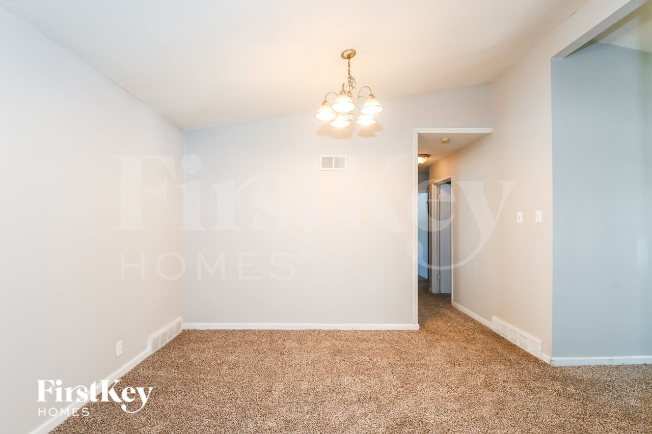 255 Mohican Ln - Photo 6 of 19