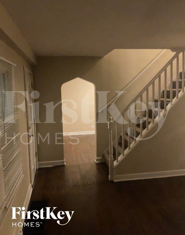 236 E 142nd St - Photo 4 of 10