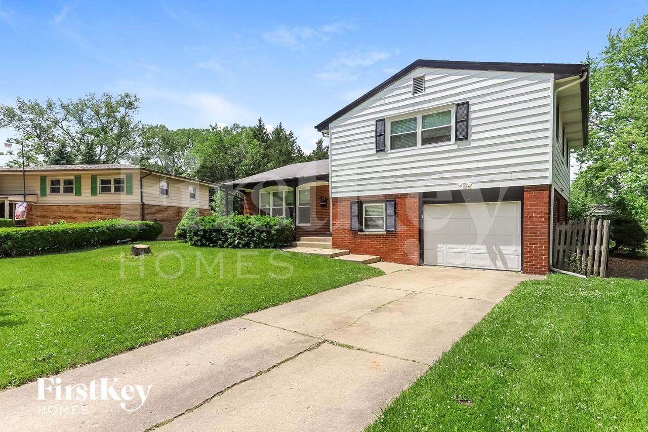 23 Peyton Dr - Photo 2 of 15