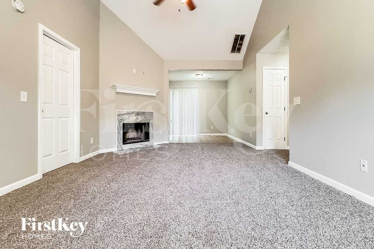225 Indian Springs Dr - Photo 3 of 16