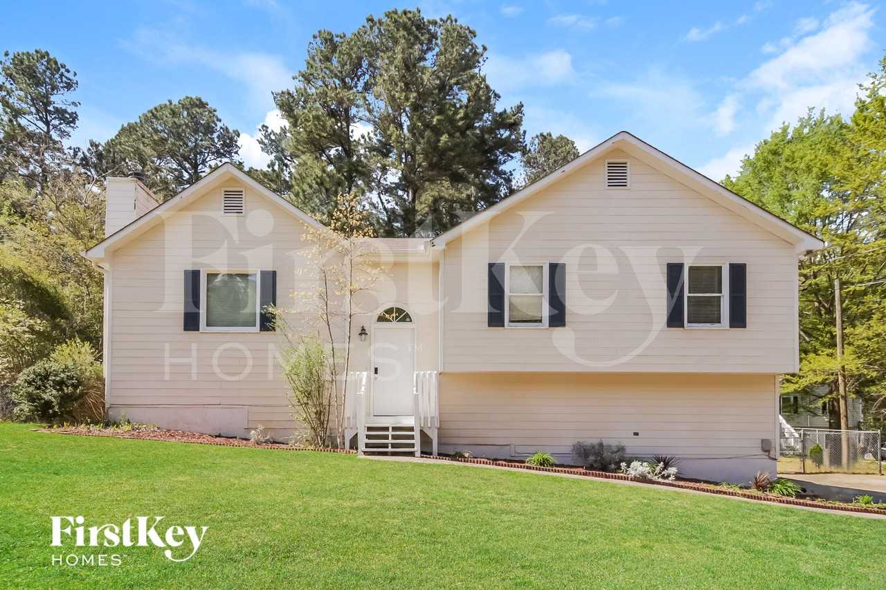 216 Silverthorne Pass