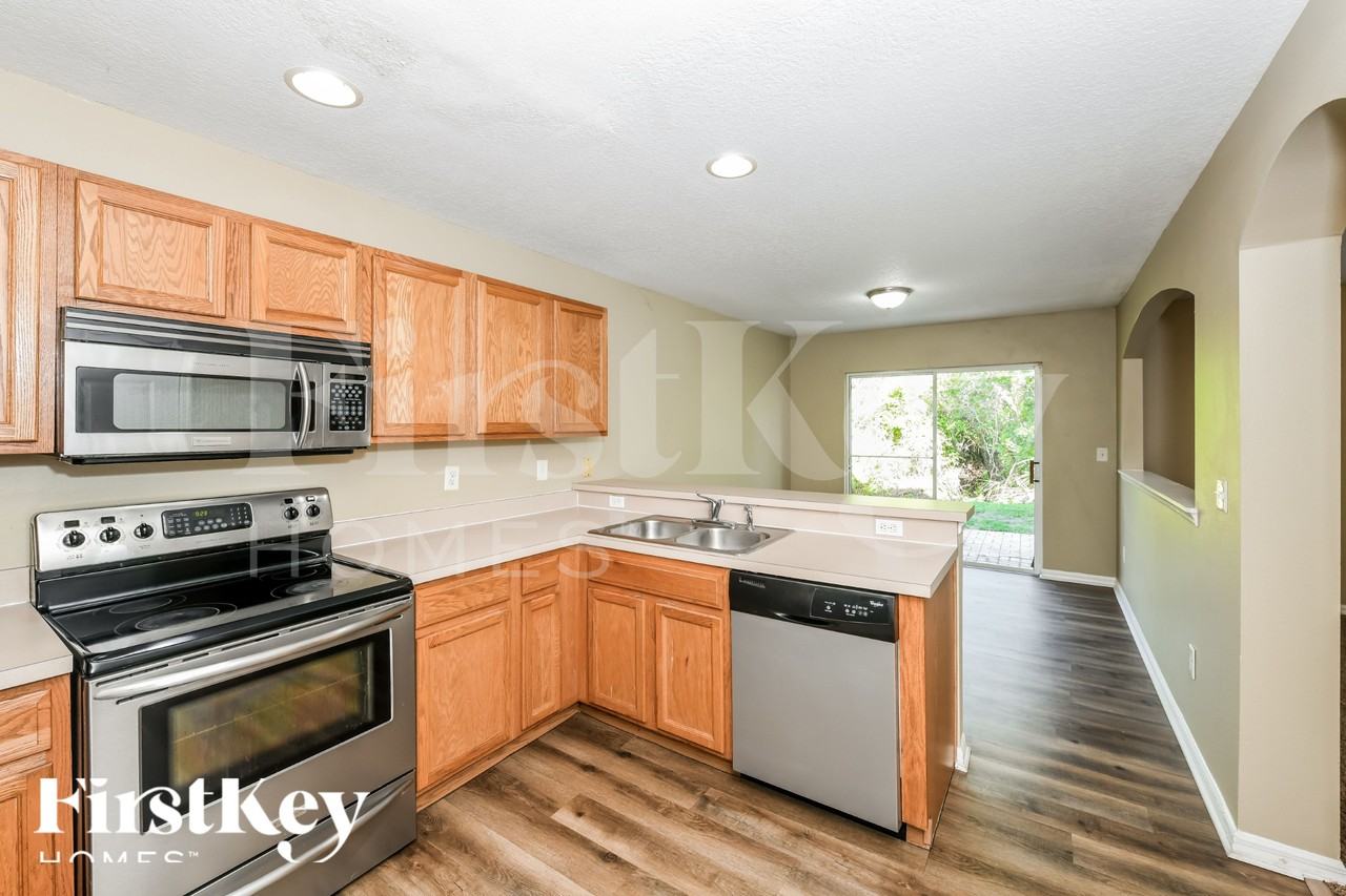 2129 Stone Abbey Blvd #3 - Photo 6 of 16