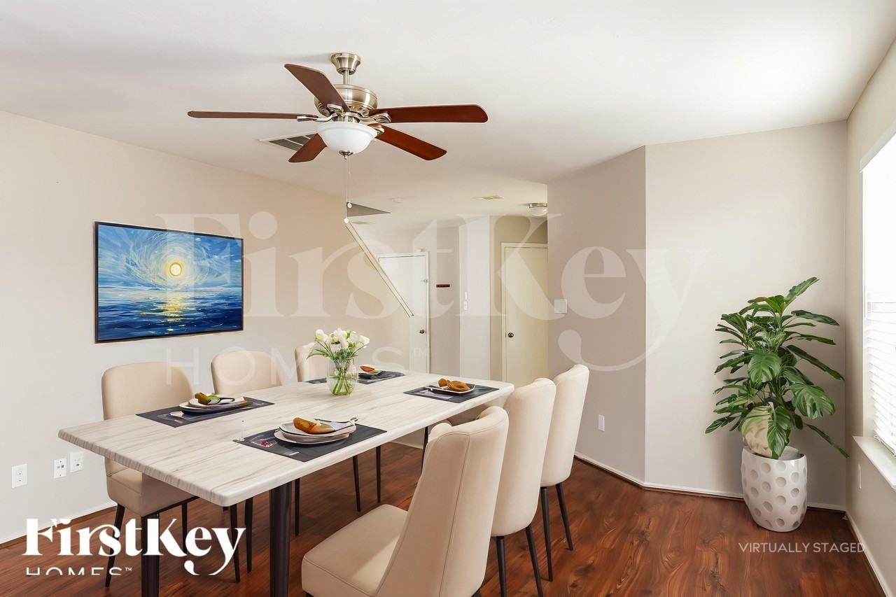 2110 Nichole Woods Dr - Photo 6 of 18