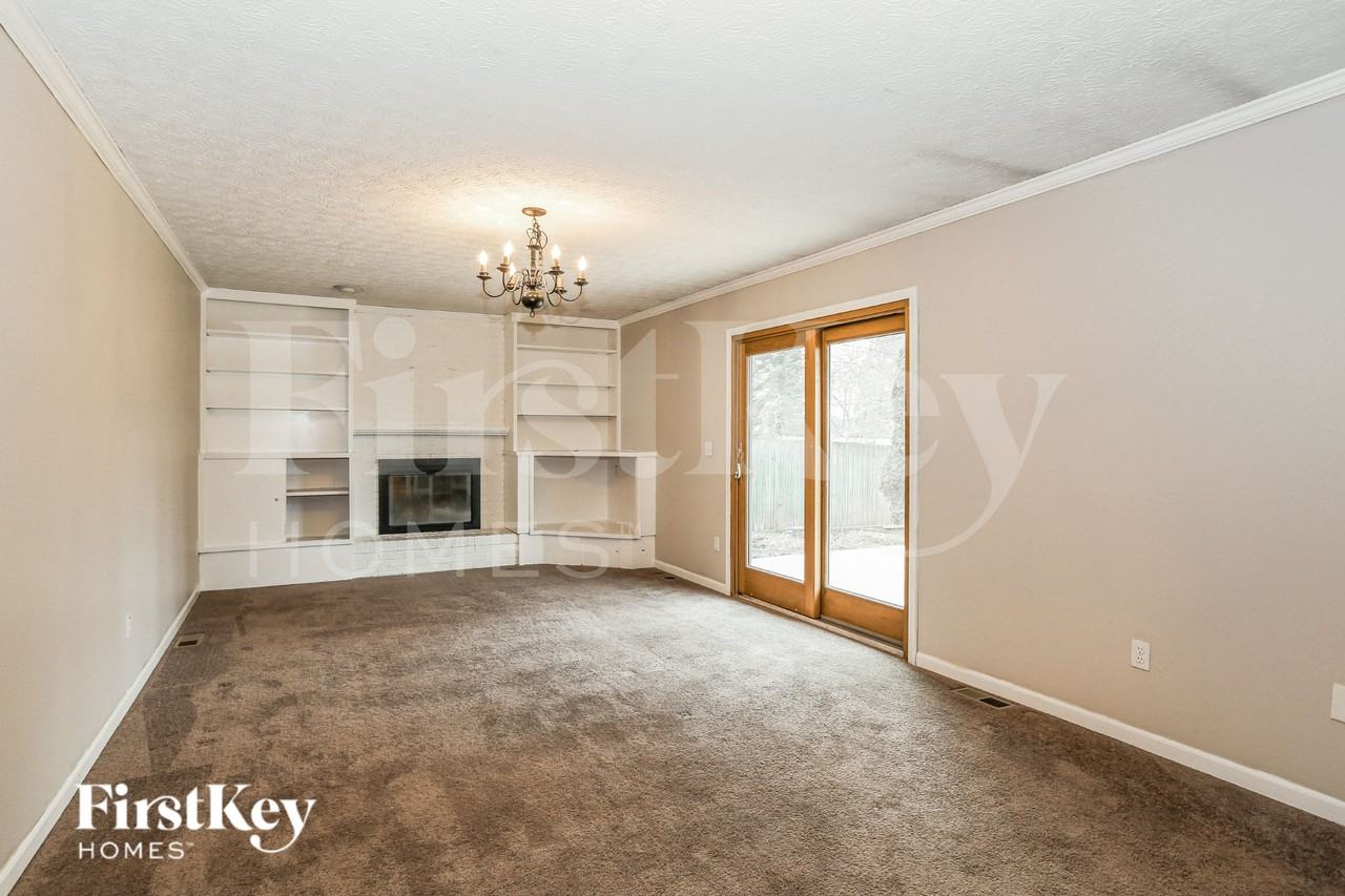 2049 Stowbridge Road - Photo 3 of 15