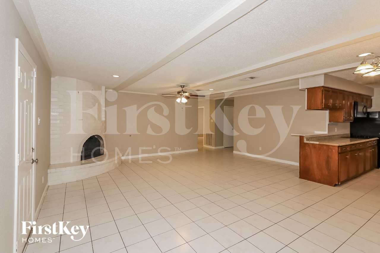 2005 Tulsa St - Photo 3 of 16