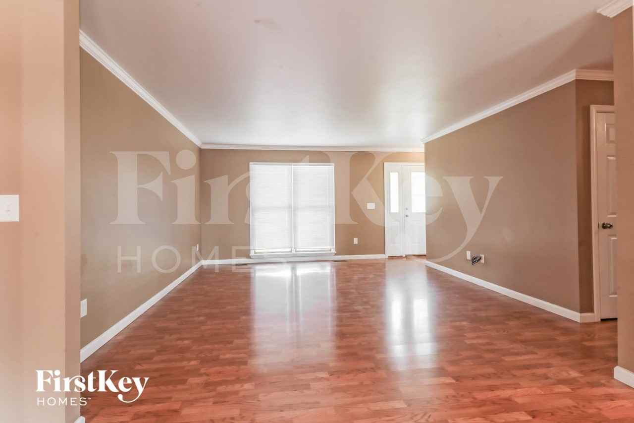 2 Amber Ridge Court - Photo 4 of 15