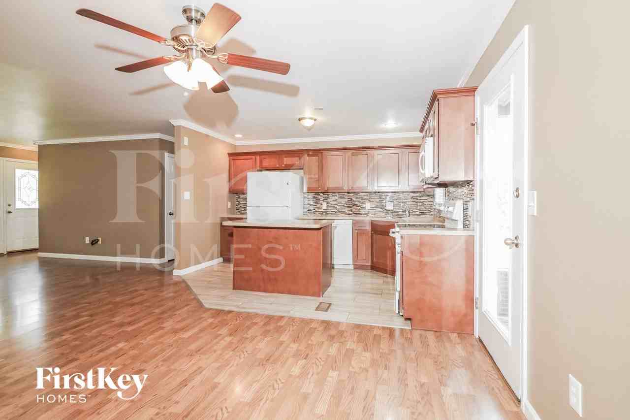 2 Amber Ridge Court - Photo 7 of 15