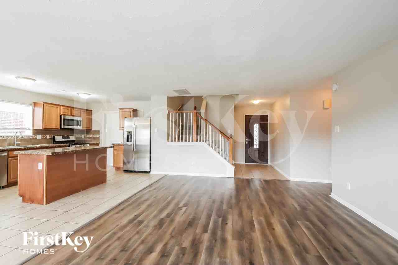 19410 Pine Cluster Ln - Photo 5 of 19